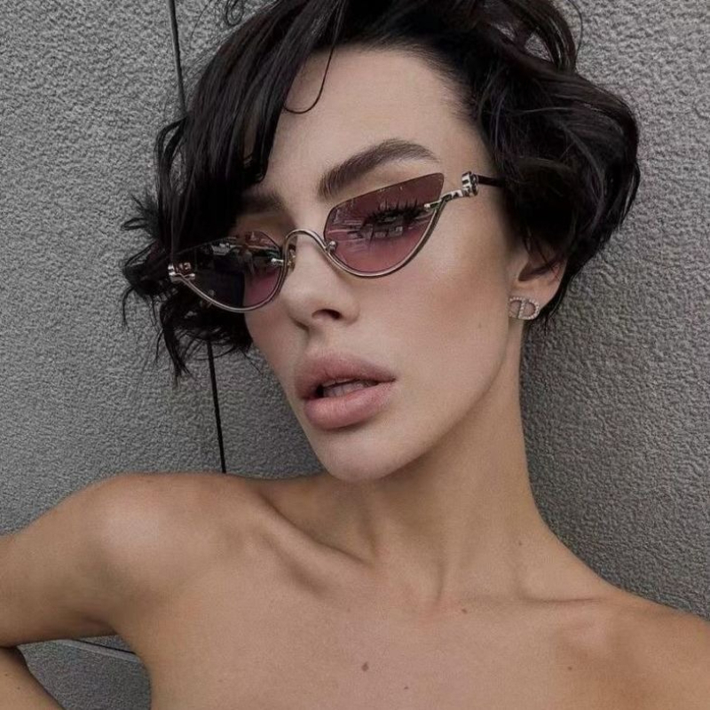 Fashionable Metal Half Frame C - Sunglasses Cat Eye recension och pris